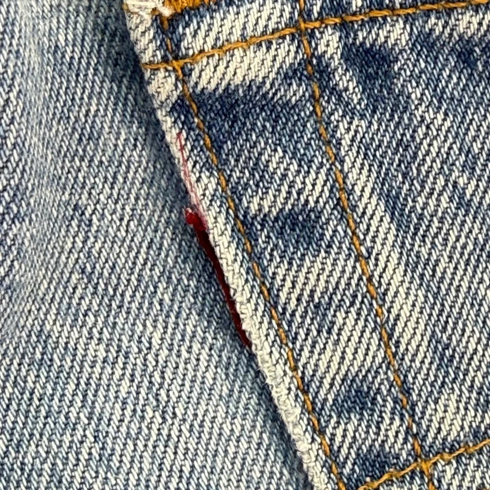 Levis 501-0193 Mens‎ Vintage 1996 Made in USA Light Wash Straight Jeans 34x32
